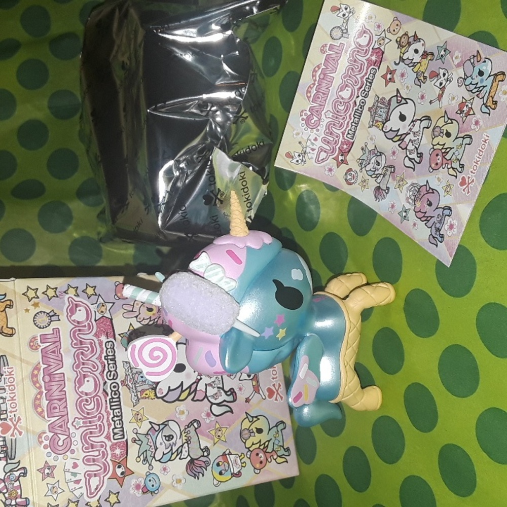 Tokidoki Carnival Unicorno Metallico series collectible figure Sweet Stuff candy - Picture 2 of 11